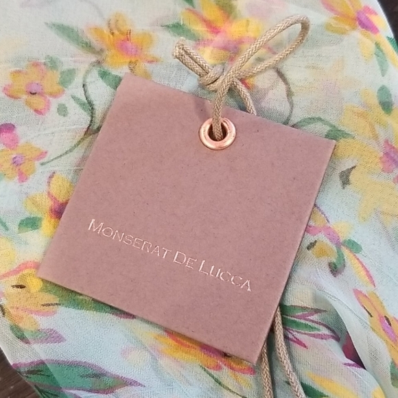 💕MONSERAT DE LUCCA💕 100% Silk Floral Chiffon Scarf NWT - Picture 8 of 9